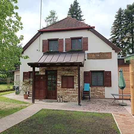 Hethazpuszta Erdeszlak Hotel Isztimér Eksteriør billede